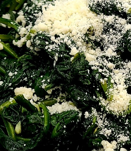 Sauteed Spinach with Olive oil and garlic